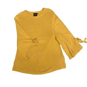CLICHE by MICHELLE NICOLE Sweater Womens Size Small Yellow Gold 3/4 Sleeves
